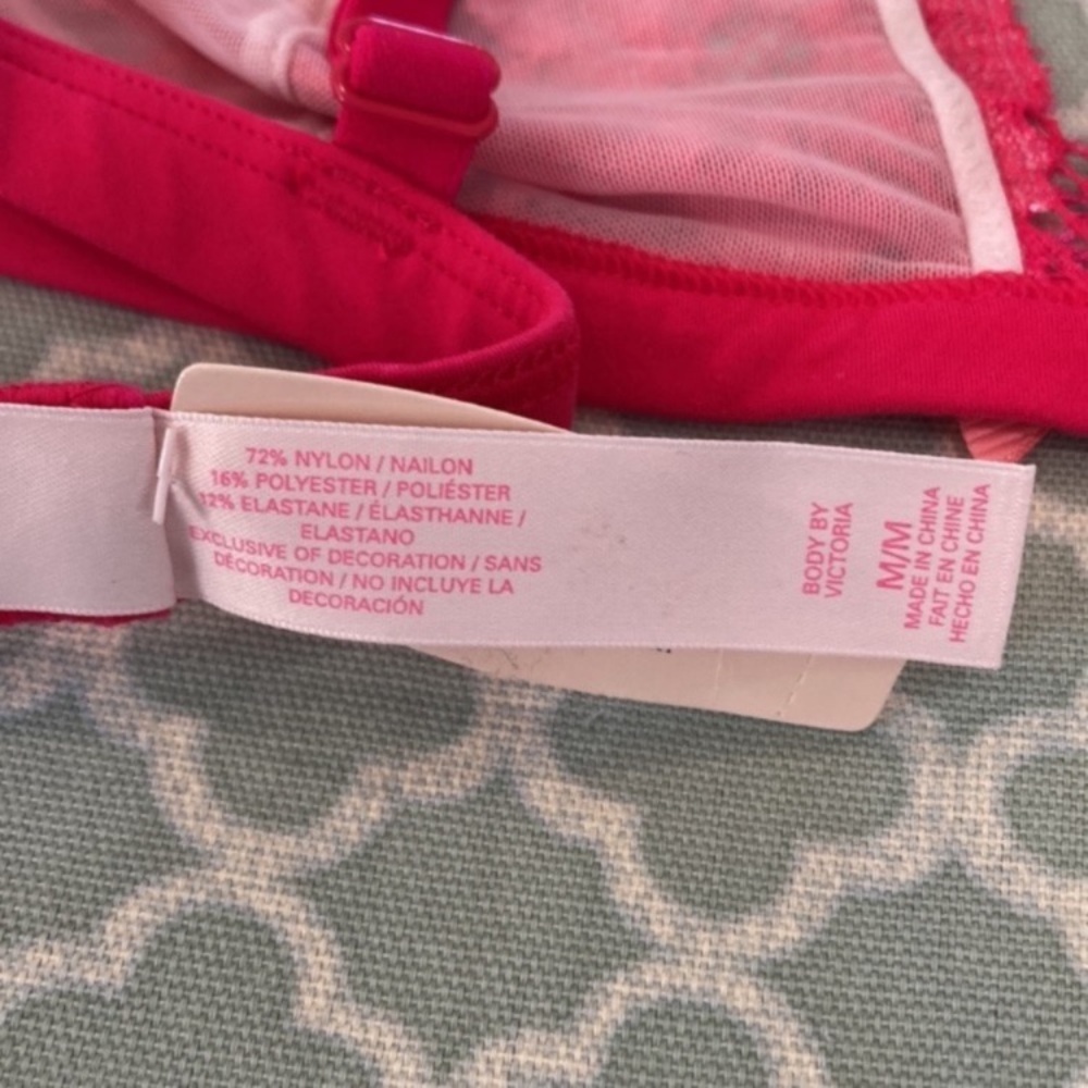 Victoria’s Secret Body Lace Unlined Bralette M NWT - Picture 9 of 10